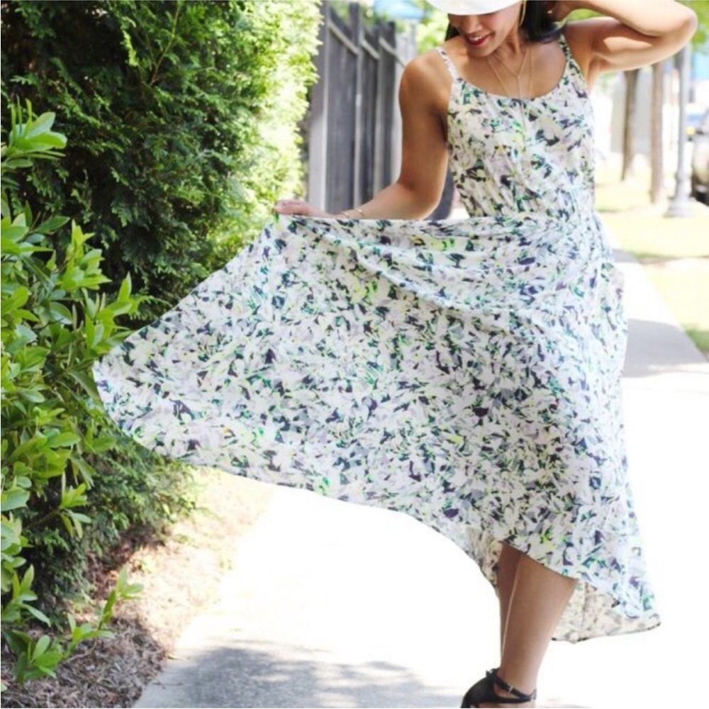 Cute spring summer lightweight soft cabi dress